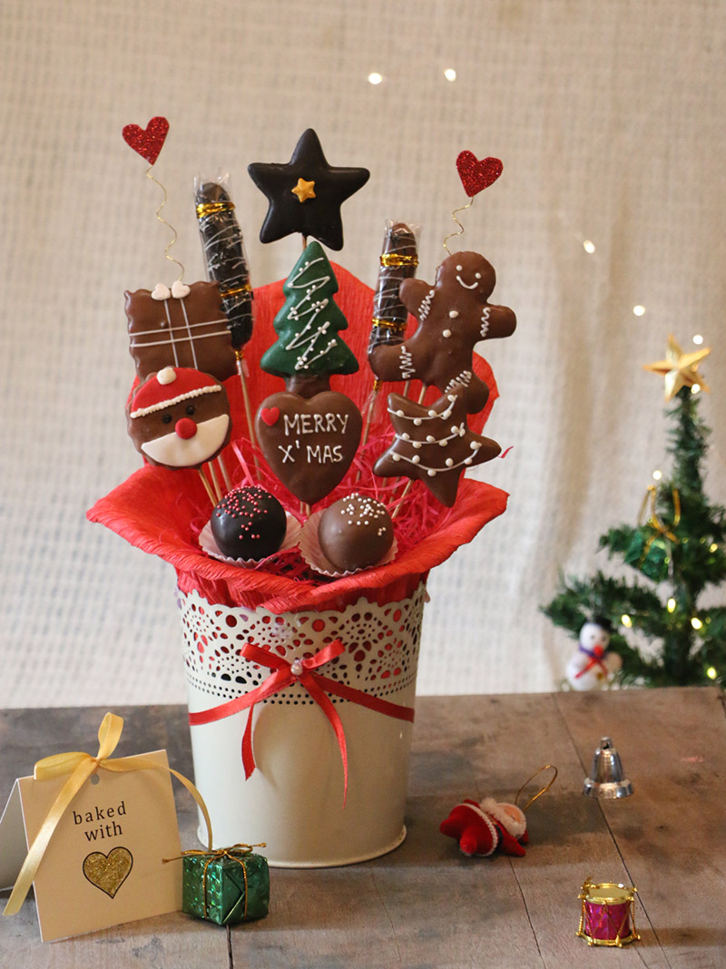 Christmas - Assorted Christmas Bouquet
